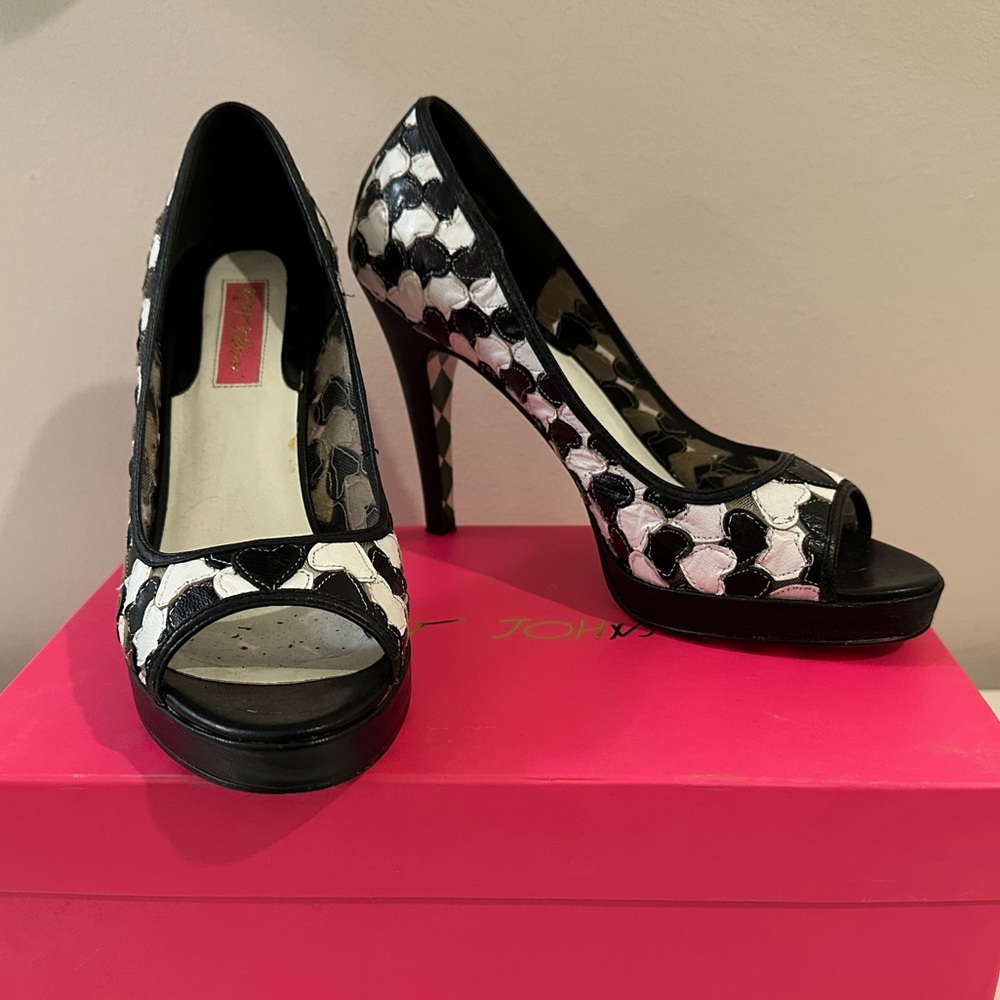 Original Betsey Johnson Florina heels
